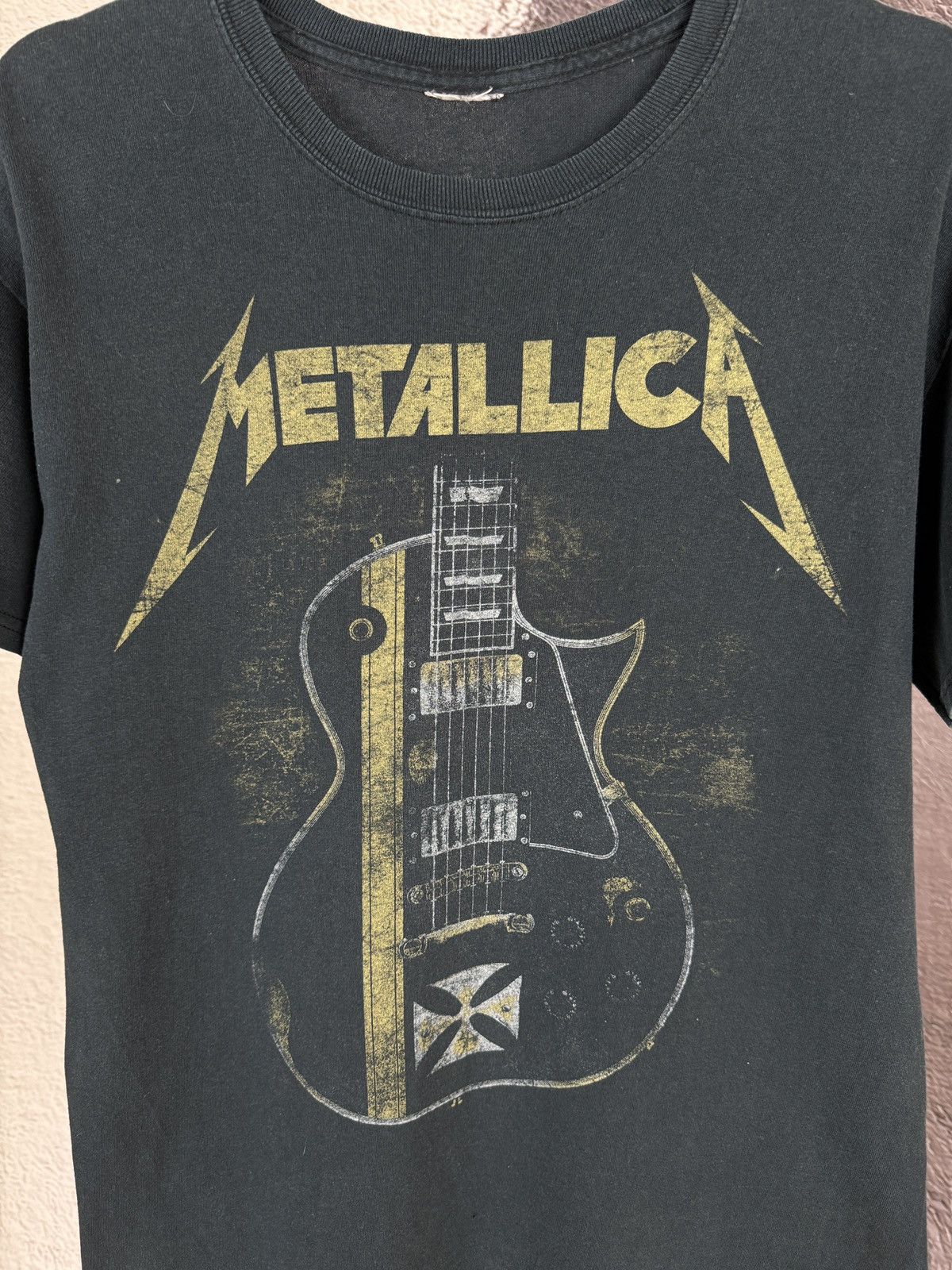 Band Tees Metallica 2013 vintage guitar band tee shirt Size US M / EU 48-50 / 2 - 2 Thumbnail