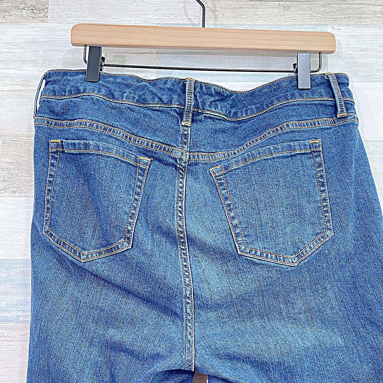 Other Torrid Mid Rise Straight Boyfriend Jeans Womens 14R Size 36" / US 14 / IT 50 - 5 Thumbnail