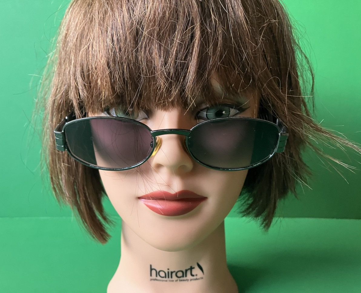 Versace Vintage 90s Gianni Versace MOD S20 COL 89M Black Sunglasses Size ONE SIZE - 10 Thumbnail