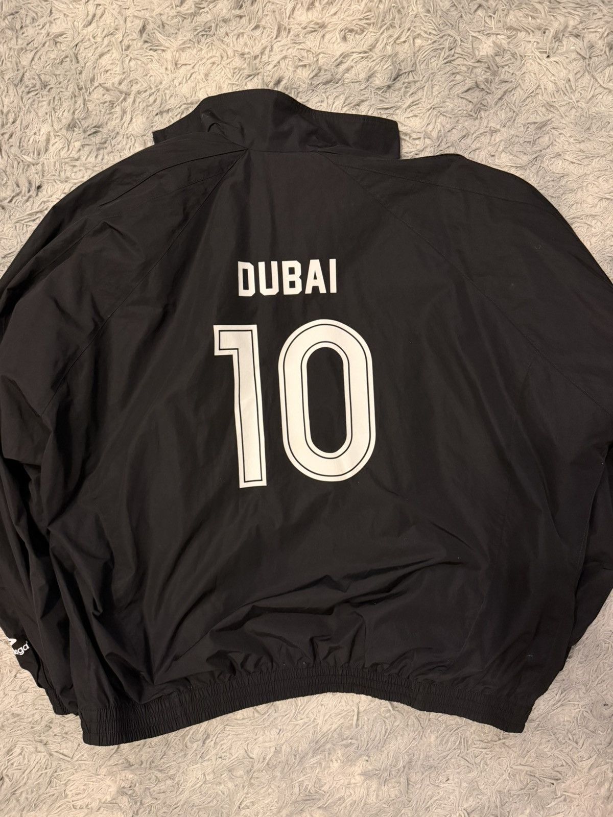 Balenciaga ManUnited football jacket Size US M / EU 48-50 / 2 - 6 Thumbnail