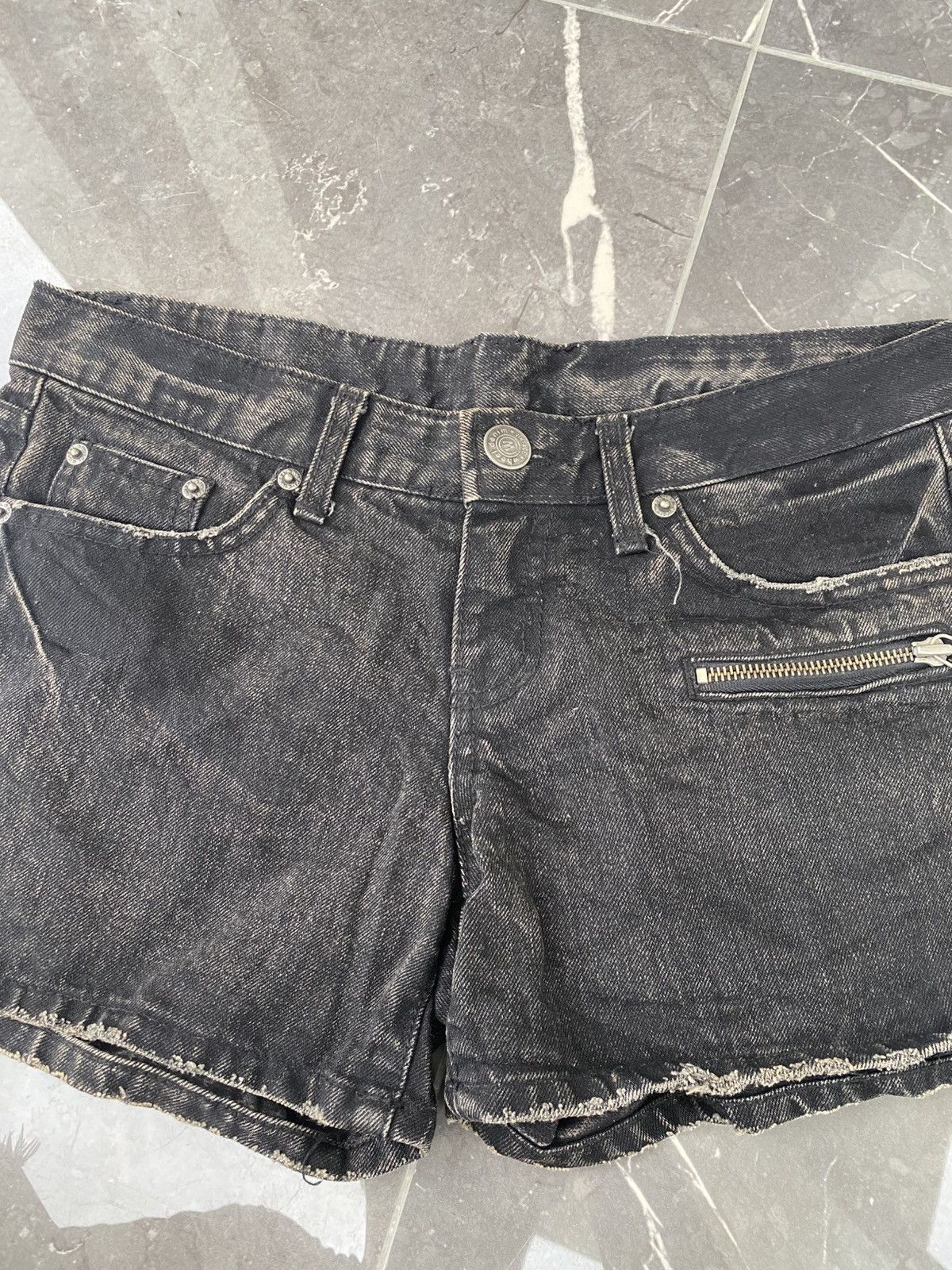 If Six Was Nine × Japanese Brand × Le Grande Bleu (L.G.B.) Wheel Denim Short Black Wash Lgb Kmrii Size 32" / US 10 / IT 46 - 3 Thumbnail