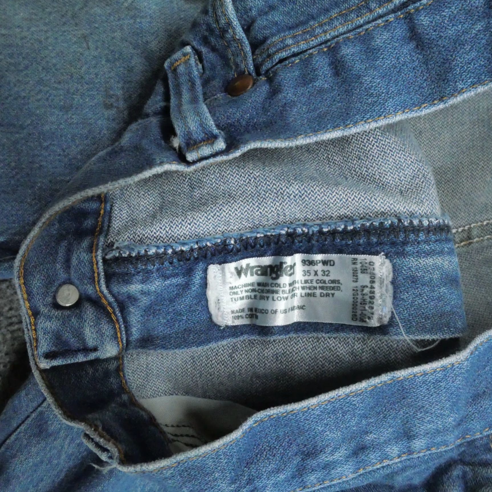 Wrangler VINTAGE Wrangler Jeans Mens 34x27 Blue Pants Faded Distressed Grunge 936PWD Size US 34 / EU 50 - 7 Thumbnail