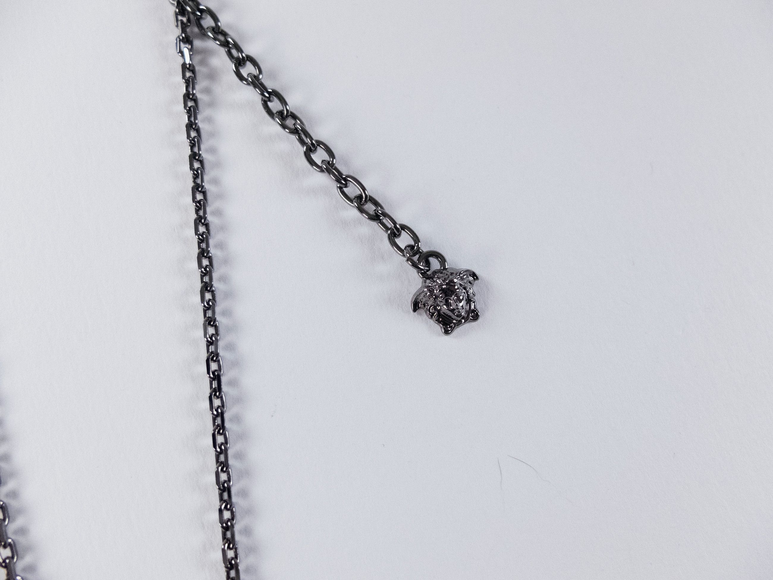 Versace VERSACE Varsity logo pendant metal chain necklace Size ONE SIZE - 5 Thumbnail