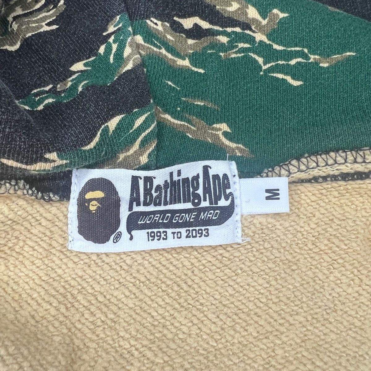 Bape Bape shark tiger camo full zip hoodie WGM a bathing ale Size US S / EU 44-46 / 1 - 9 Thumbnail