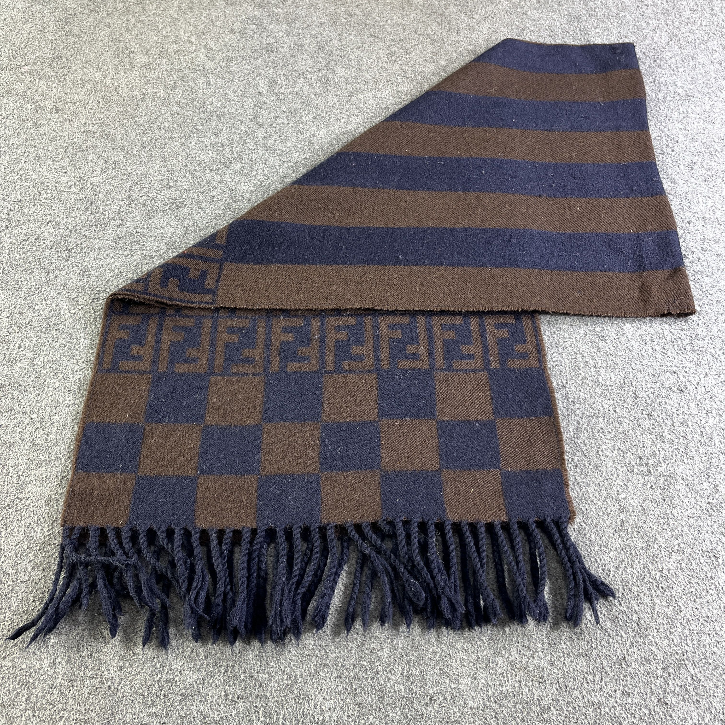 Fendi Fendi Scarf / Muffler / Neckwear T809 Size ONE SIZE - 4 Thumbnail