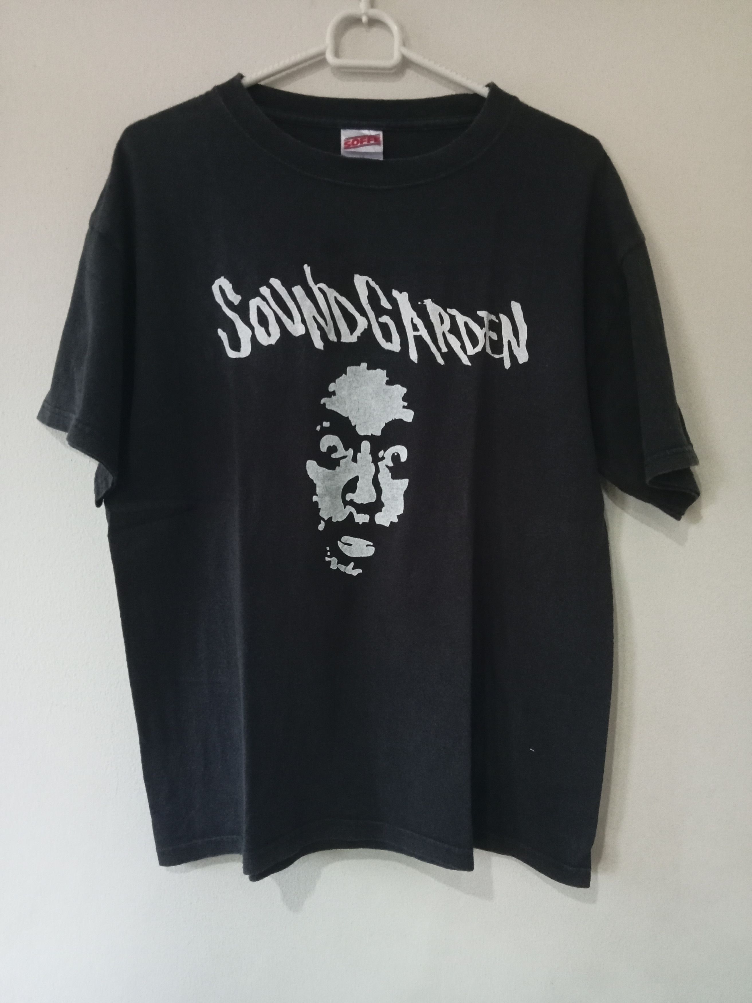 Band Tees × Vintage Soundgarden - Louder Than Meet - Vintage Tees Size US M / EU 48-50 / 2 - 1 Thumbnail