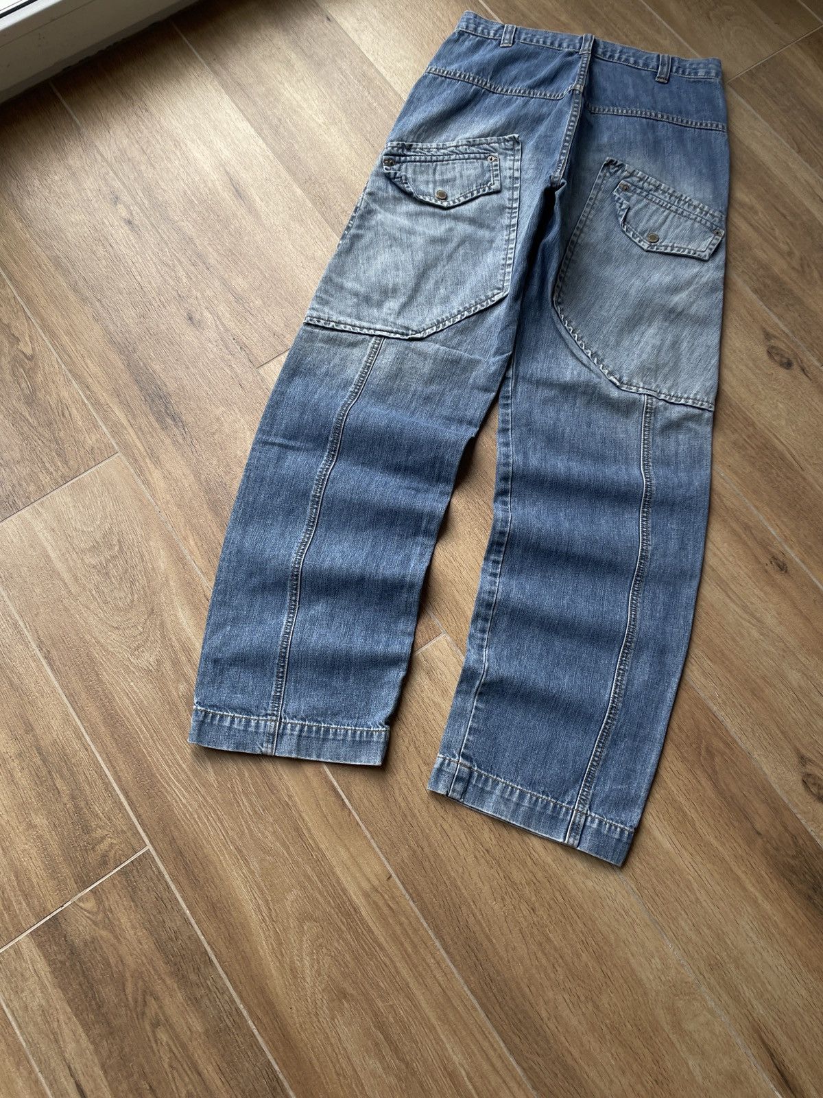 Japanese Brand Vintage Jeans Faded Avant Garde Y2K Washed Cargo Japanese Size US 30 / EU 46 - 2 Thumbnail
