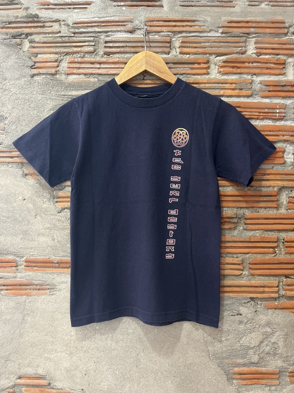 Vintage Vintage T&C Surf Designs Hawaii YIN-YANG Dragon 90’s Tshirt Size US XS / EU 42 / 0 - 2 Thumbnail