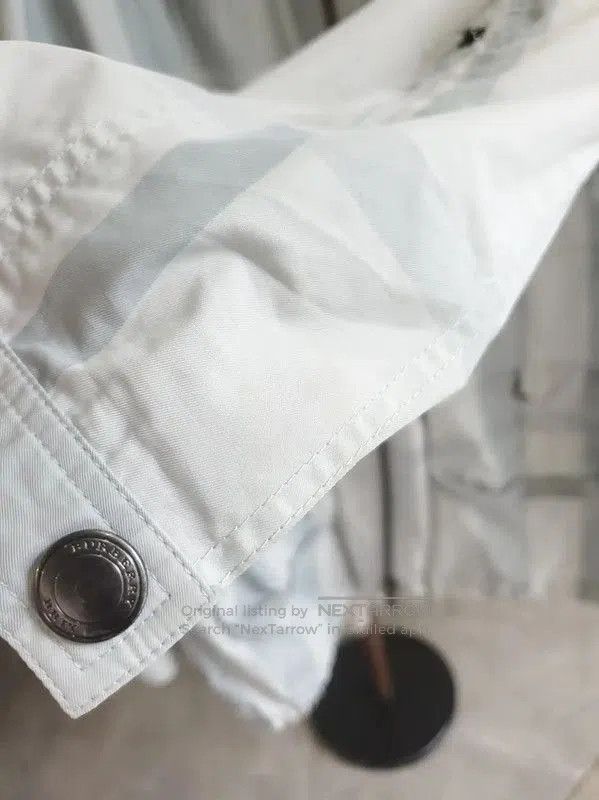 Burberry Burberry Light Blue Plaid Mid-Length Coat. Size L / US 10 / IT 46 - 5 Thumbnail