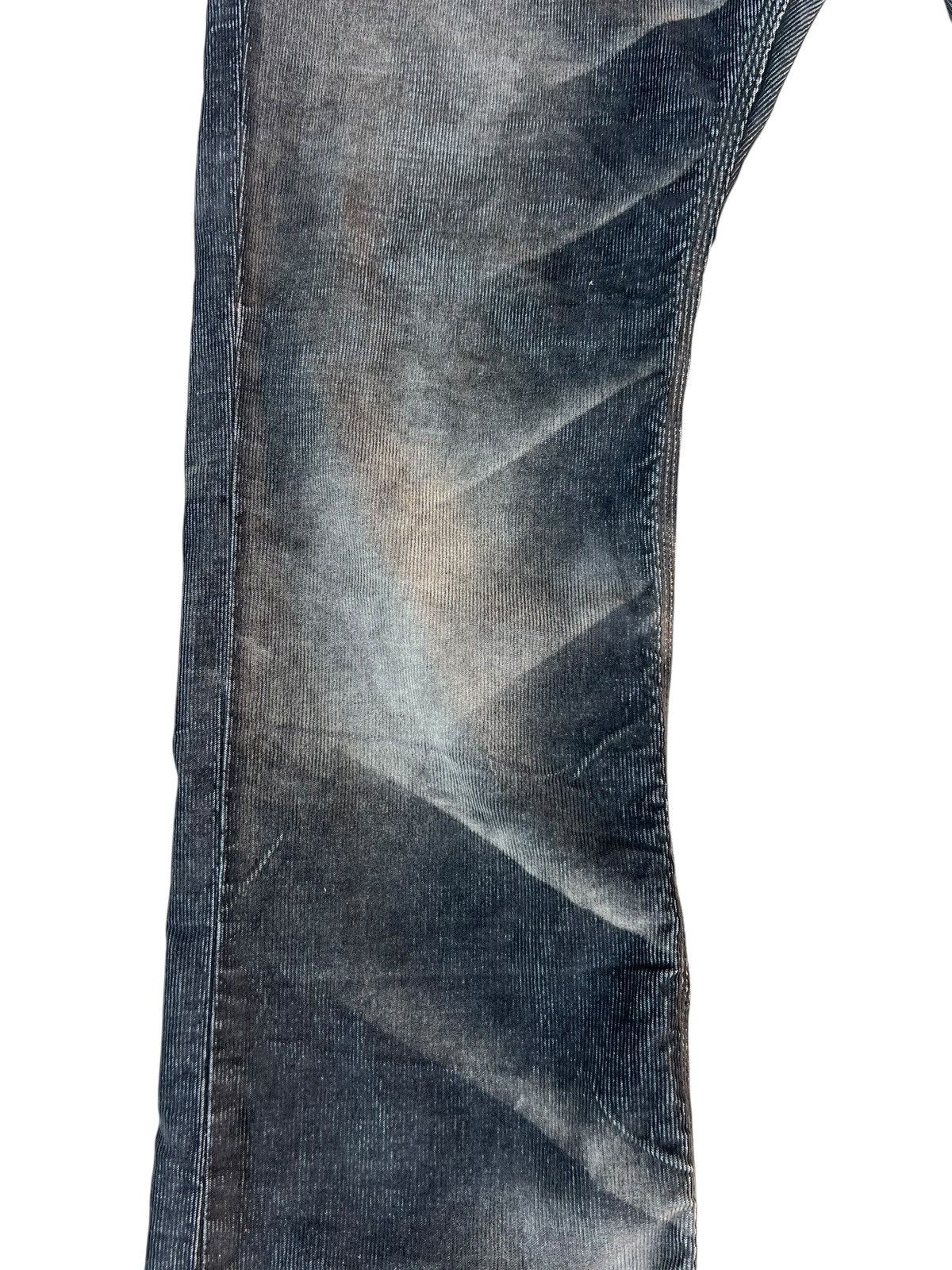 Vintage Rattle Trap Japan Distress Fade Stretch Corduroy Flare Jeans Size US 32 / EU 48 - 9 Thumbnail