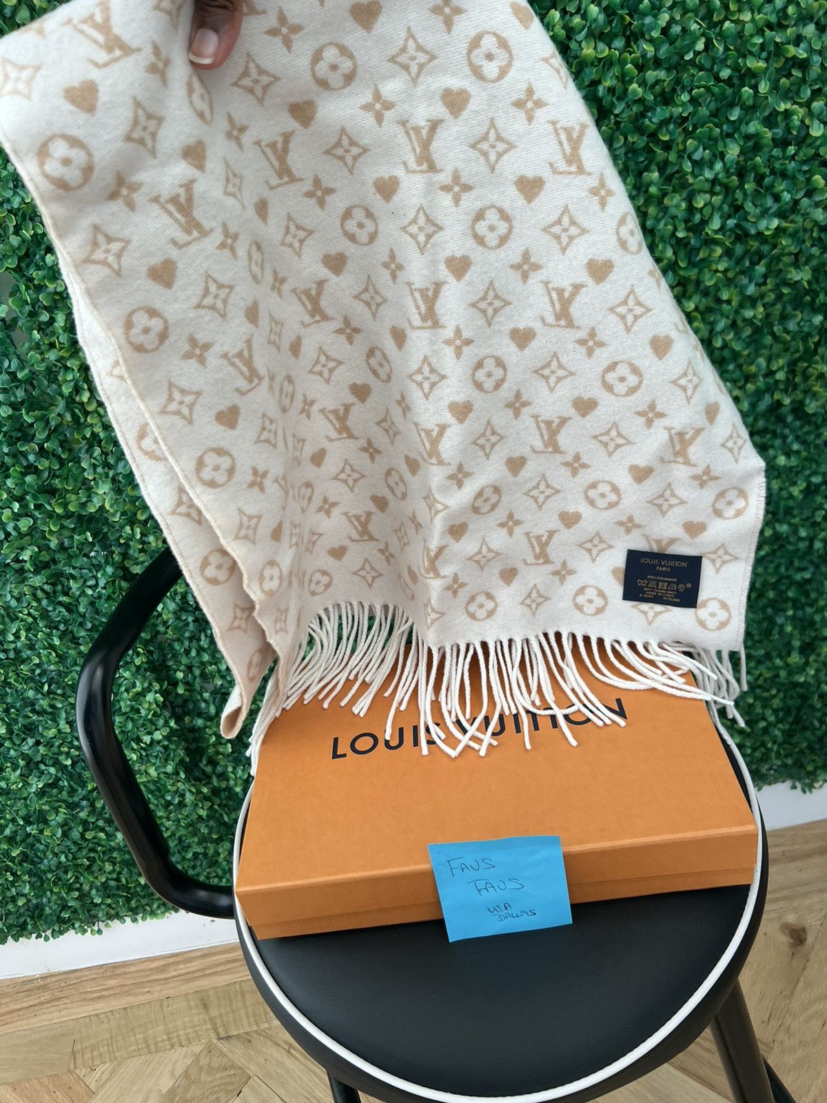 Louis Vuitton LV Game on LV Scarf Size ONE SIZE - 7 Thumbnail