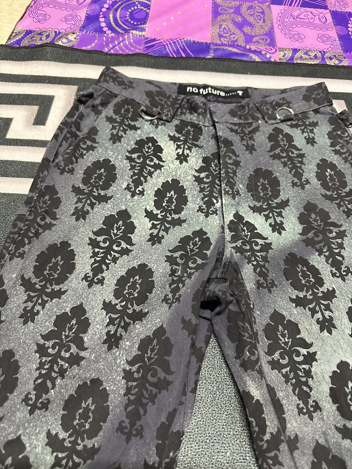No Future No future bondage punk pants Size US 28 / EU 44 - 7 Thumbnail