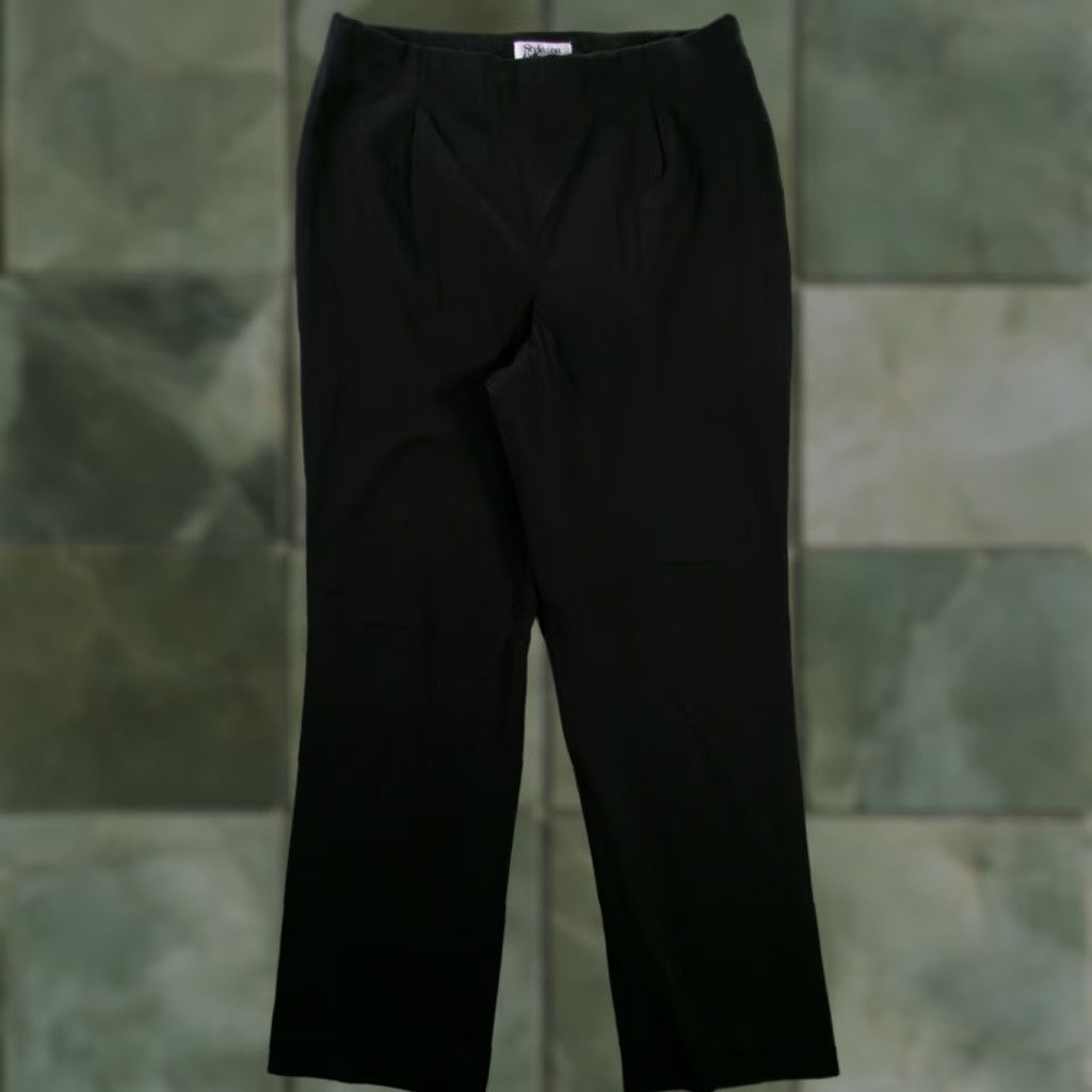 Style & Co Style Co Pants Petite 12 Black Capsule Tailored Classic Workwear Everyday Womens Size 34" / US 12 / IT 48 - 1 Thumbnail