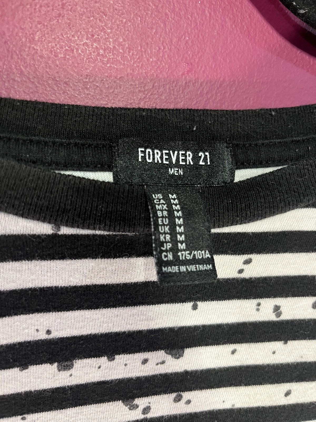 H&M H&M distressed splatter striped tee Size US M / EU 48-50 / 2 - 3 Thumbnail