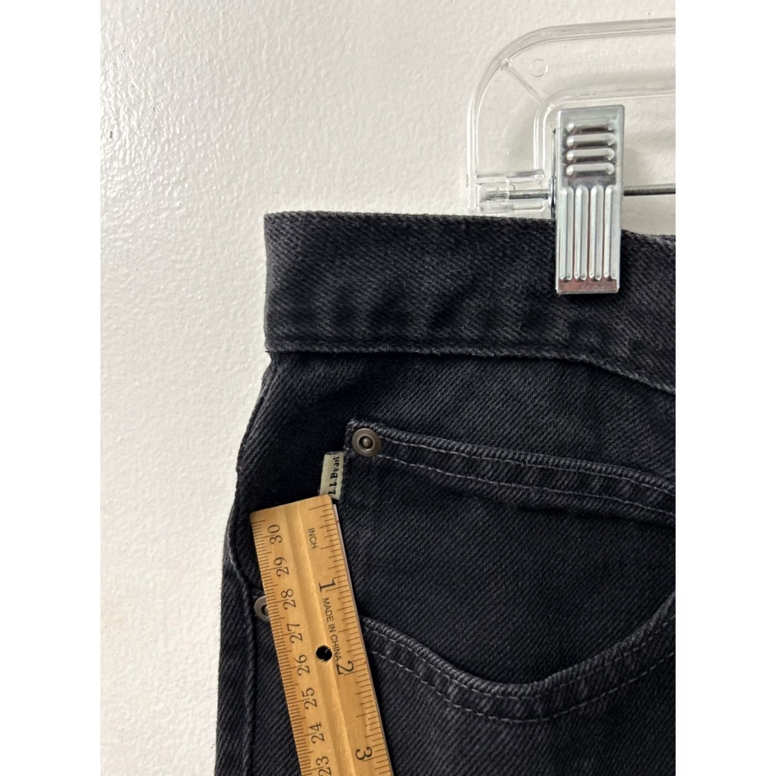 Vintage LL Bean Jeans Mens 38x32 Classic Fit Straight Leg Black Denim 5-Pocket Zip Button Camp LL Bean 220626 Size US 38 / EU 54 - 4 Thumbnail