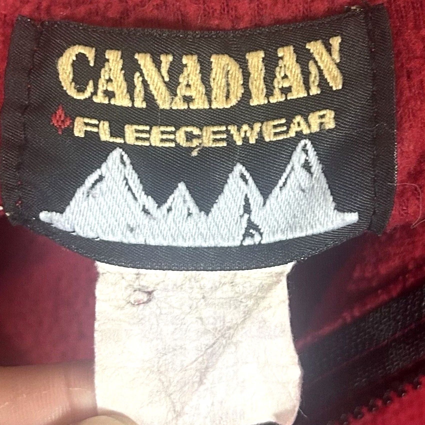 Vintage VINTAGE Canadian Fleece Wear Womens Fleece Full Zip Hoodie Red 1X Zip Hoodie Long Sleeve Solid Winter Outwear Womens Size XL / US 12-14 / IT 48-50 - 3 Thumbnail