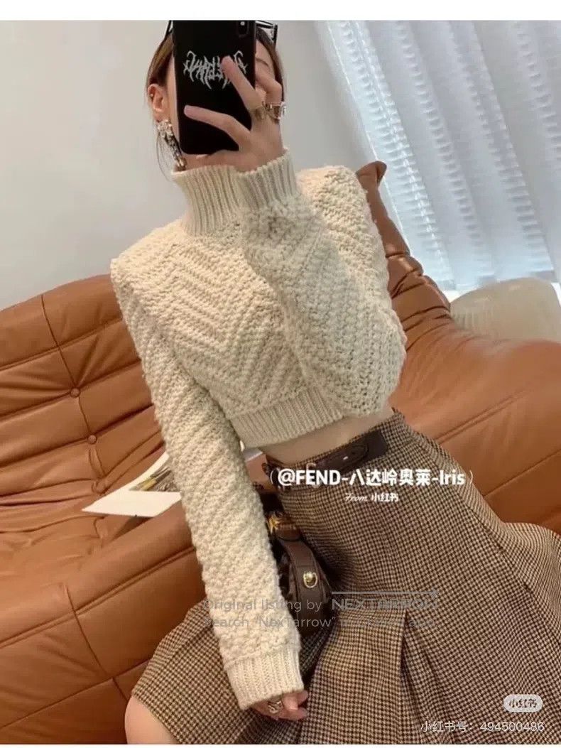 Fendi Fendi Beige High Neck Short Sleeve Sweater Size XXS / US 00 / IT 34 - 1 Thumbnail