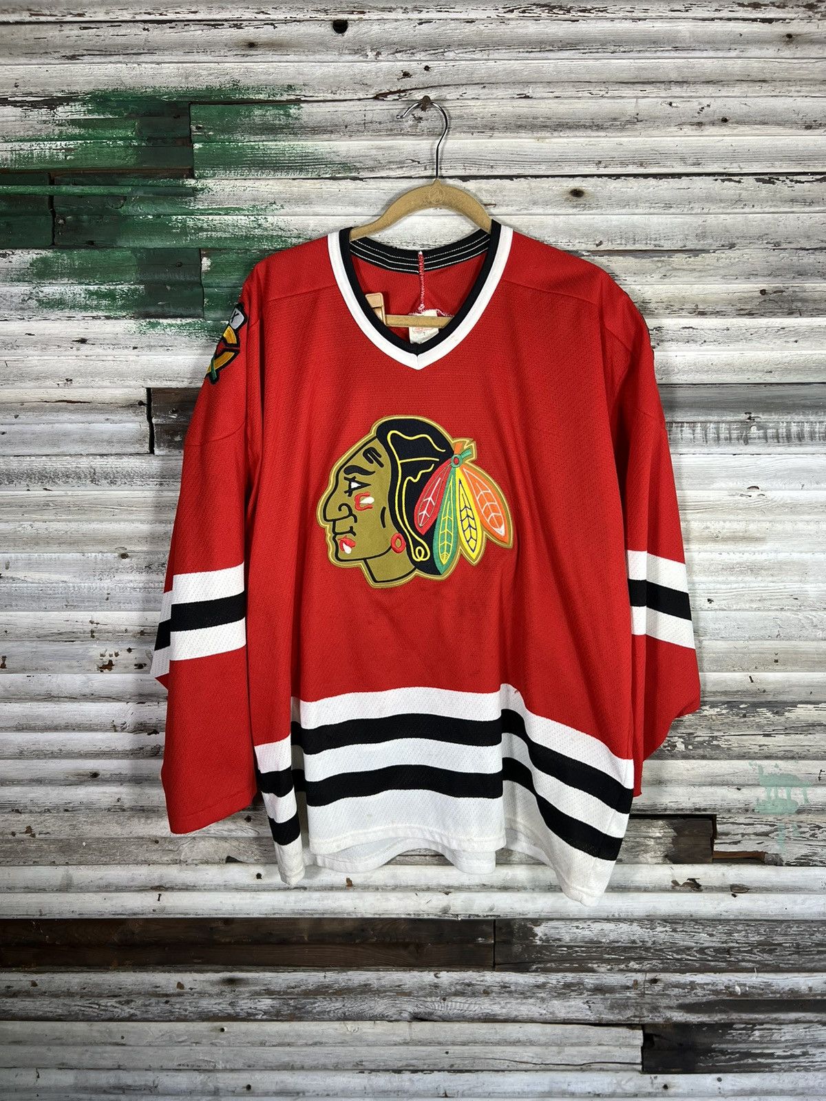 NHL × Vintage Vintage Chicago Blackhawks Hockey Jersey Size US XL / EU 56 / 4 - 1 Thumbnail