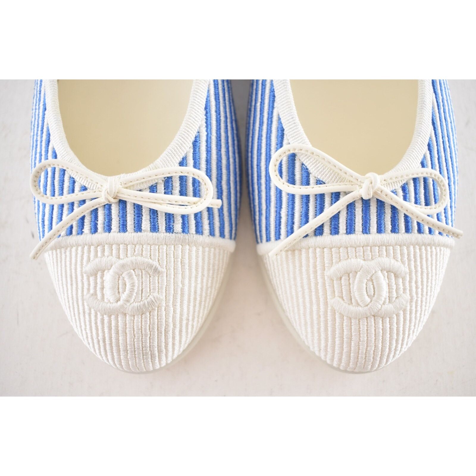 Chanel Chanel 24S Blue White Pinstripe Stripe CC Logo Bow Ballet Size US 7.5 / IT 37.5 - 10 Thumbnail