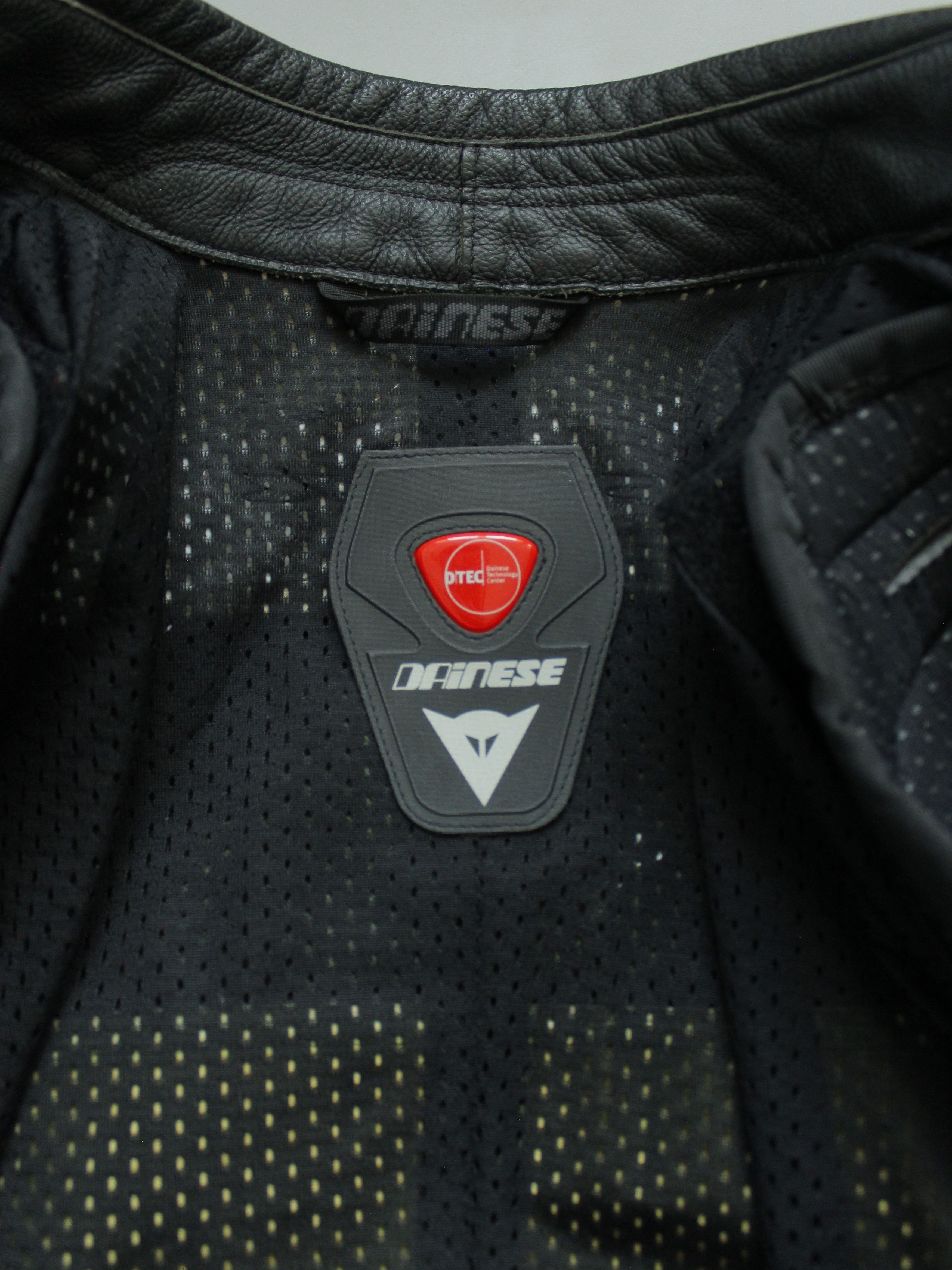 Dainese DAINESE TT-72 LEATHER RACING BIKER JACKET 46 48 Size US S / EU 44-46 / 1 - 14 Thumbnail