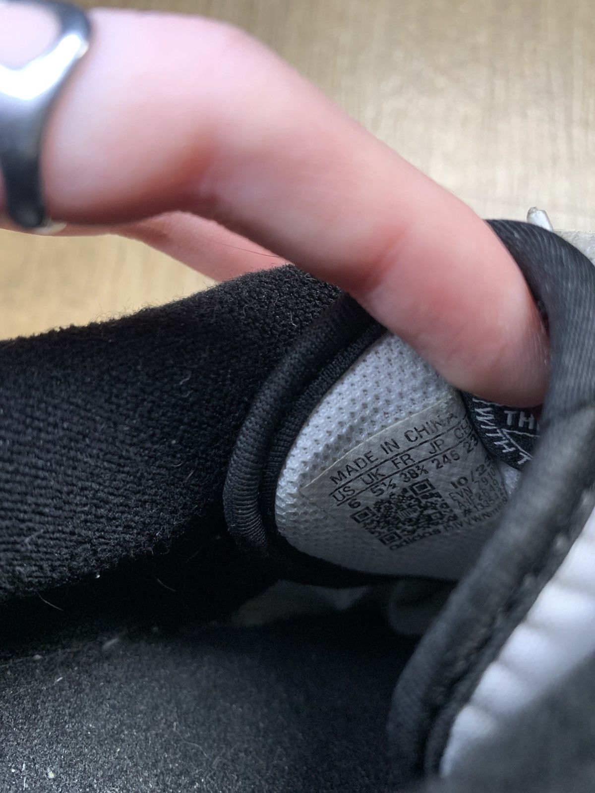 Adidas Adidas Sneakers Size 38 Size US 7 / IT 37 - 13 Thumbnail
