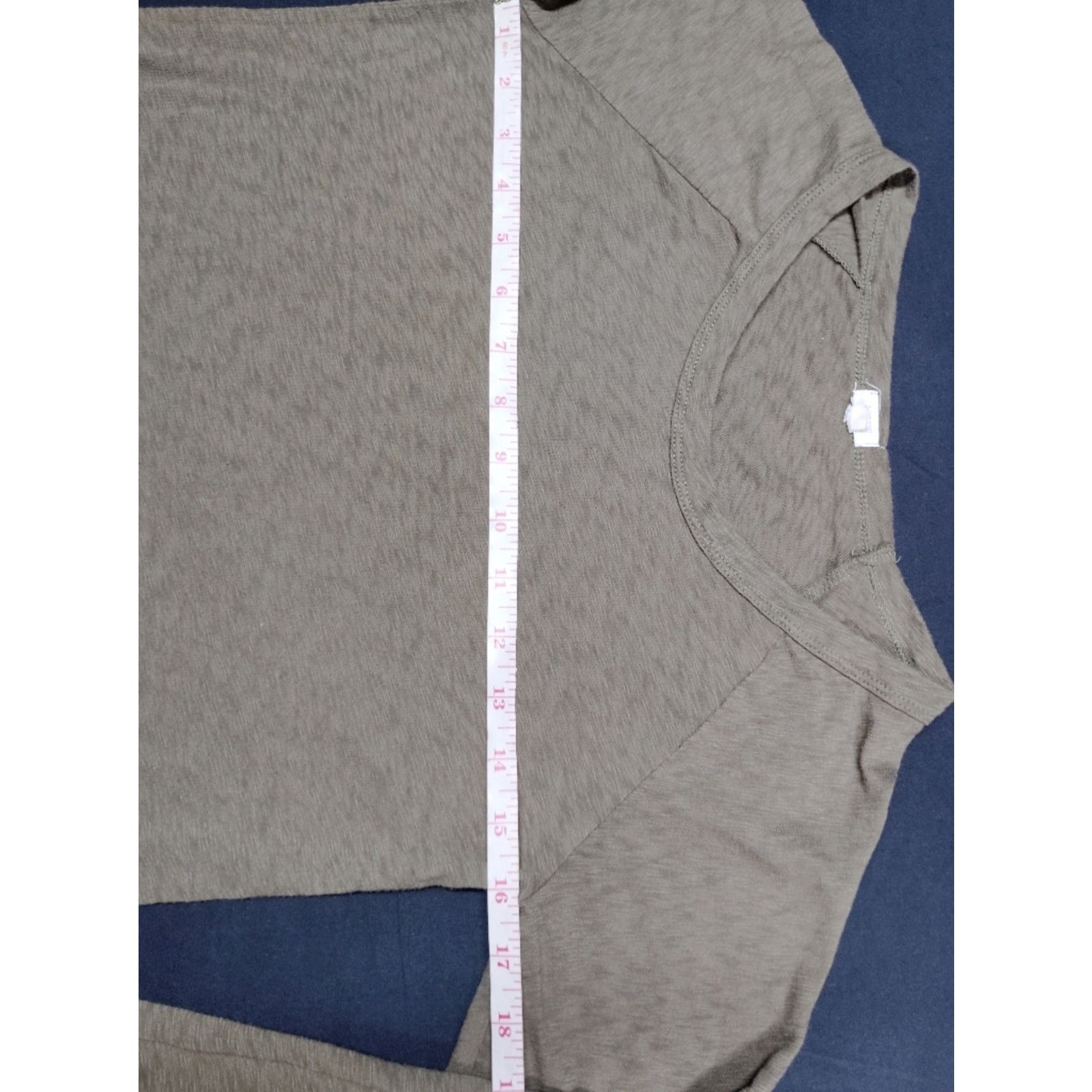 J.Crew J. Crew Women's Long Sleeve Tee in Olive Green Size XS / US 0-2 / IT 36-38 - 3 Thumbnail