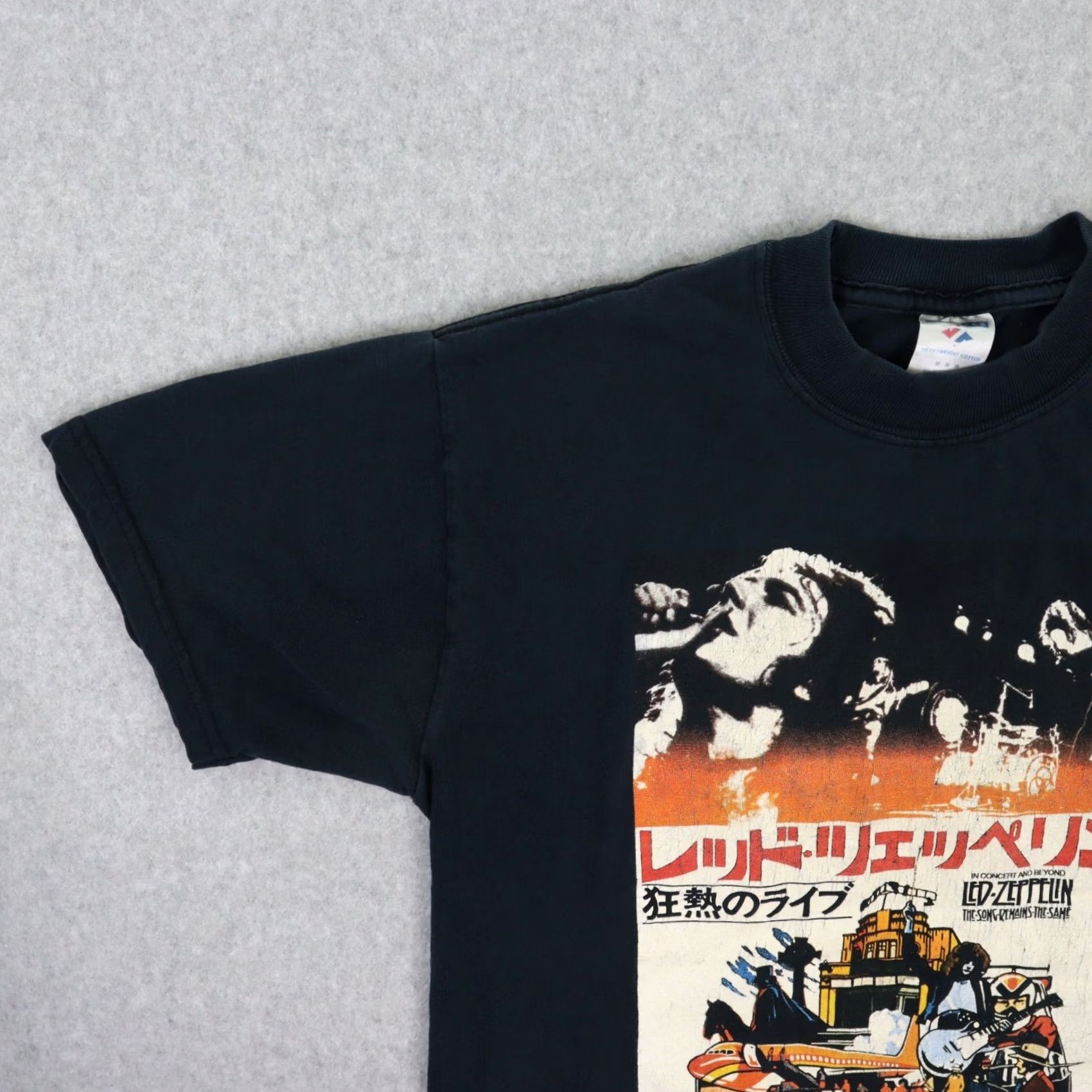 Jerzees Led Zeppelin MENS Small Japan Tour 1972 TShirt Concert & Beyond Vintage 2004 Shirt Men Small Black Music 70s Mens Size US S / EU 44-46 / 1 - 6 Thumbnail