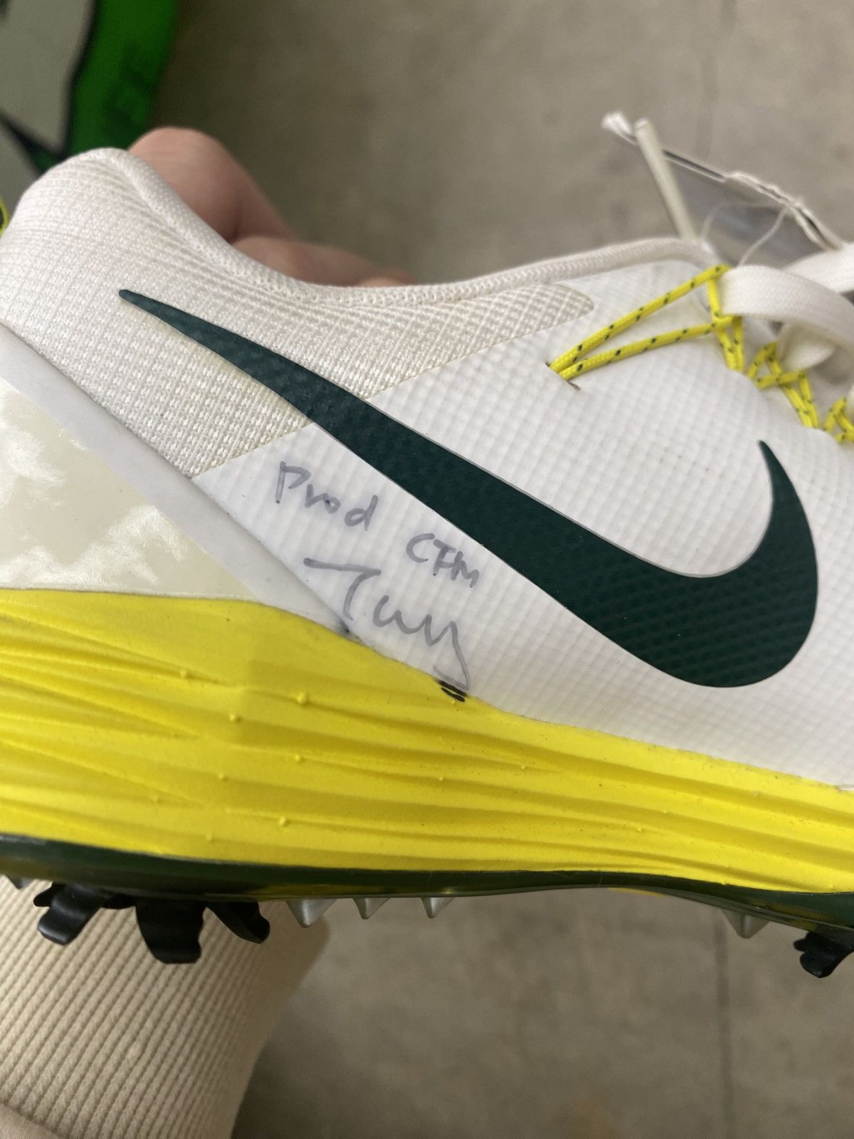 Nike RARE Sample Nike Oregon Ducks Lunar Command 2 Golf Size US 8 / EU 41 - 13 Thumbnail