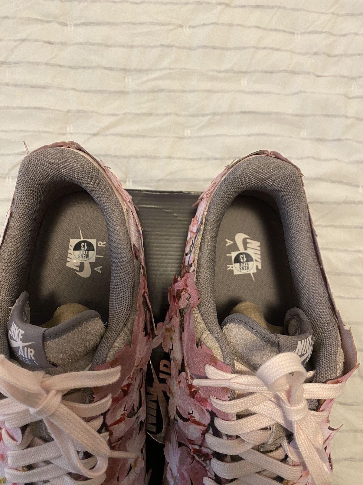 Nike Nike Air Force 1 ‘07 Premium Cherry Blossoms Sz13 Size US 13 / EU 46 - 6 Thumbnail