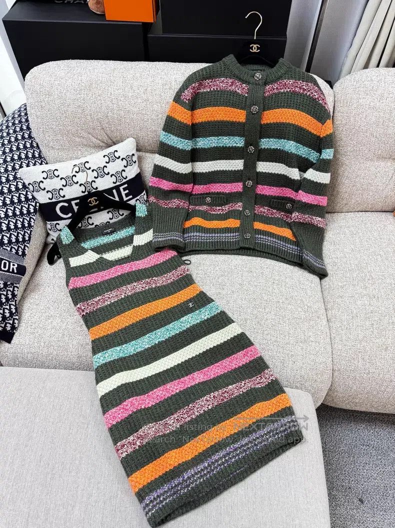 Chanel Chanel Knitted cardigan jacket with colorful striped glaze Size XXS / US 00 / IT 34 - 4 Thumbnail