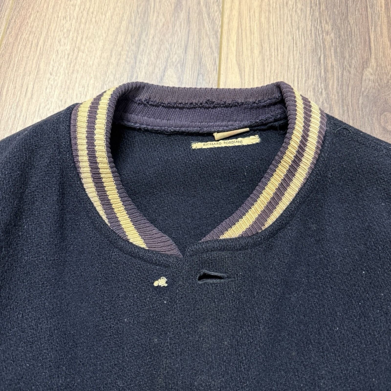 Champion Vintage 50s Champion Running Man Cheshire Football Letterman Size US M / EU 48-50 / 2 - 3 Thumbnail