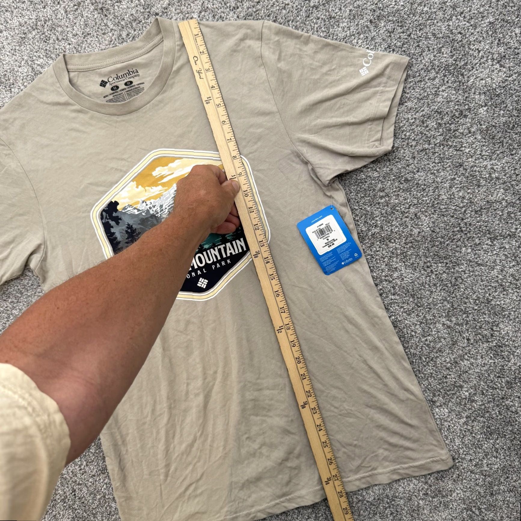 Vintage Columbia Shirt Mens Medium Graphic Print Tee Beige Rocky Mountain National Park Outdoor NWT Size US M / EU 48-50 / 2 - 2 Thumbnail