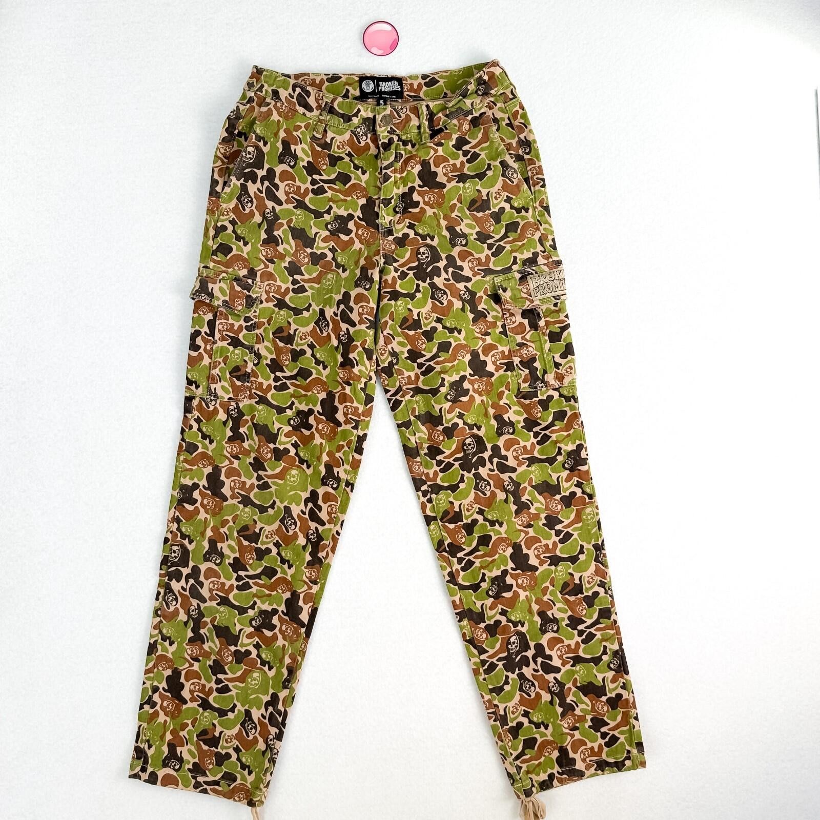 Broken Promises Co. Broken Promises Camo Grim Reaper Cargo Pants Womens 5 Size 30" / US 8 / IT 44 - 1 Thumbnail