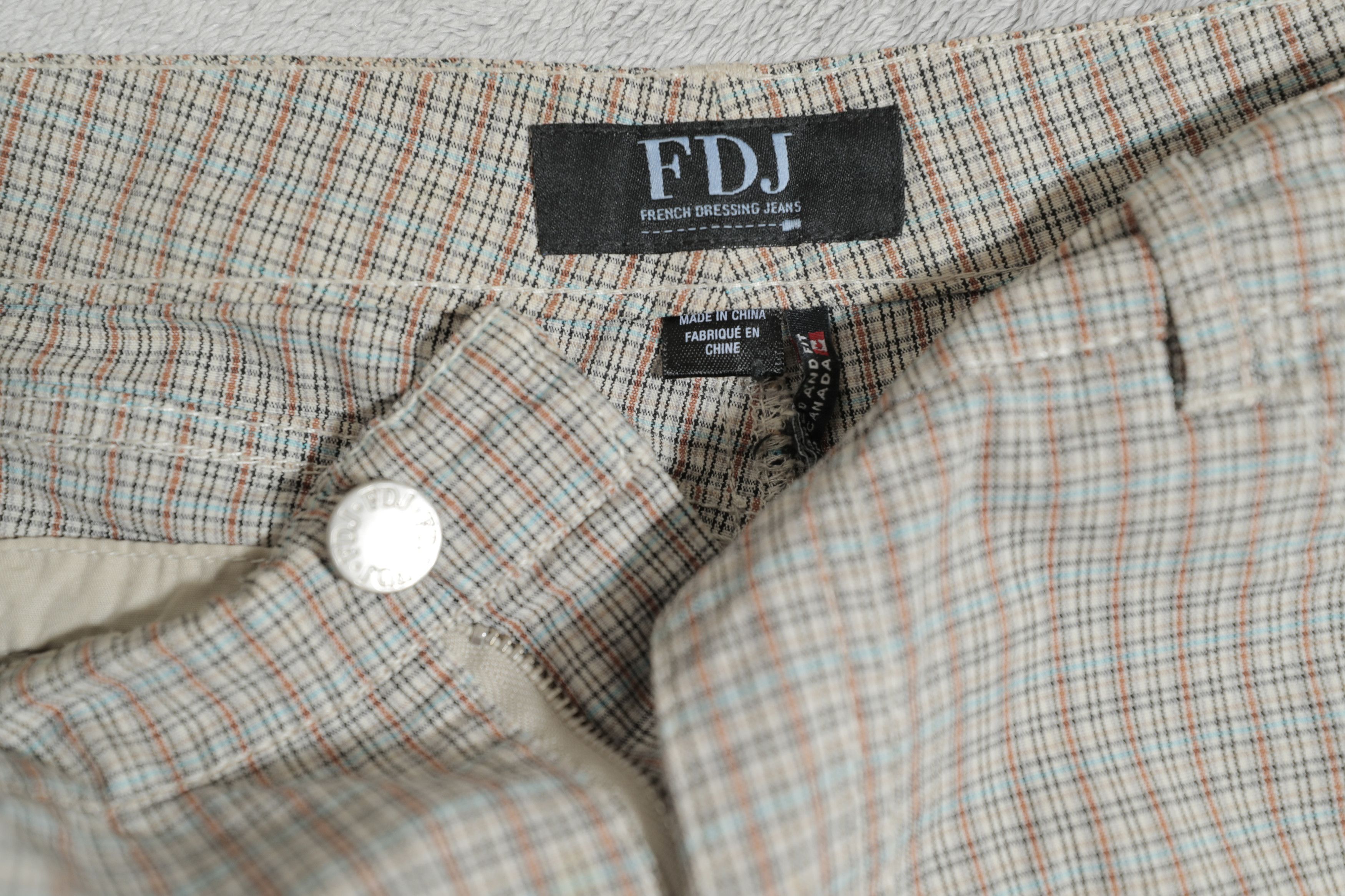 Other FDJ (French Dressing Jeans) Olivia Bermuda Shorts (30) Size US 30 / EU 46 - 6 Thumbnail