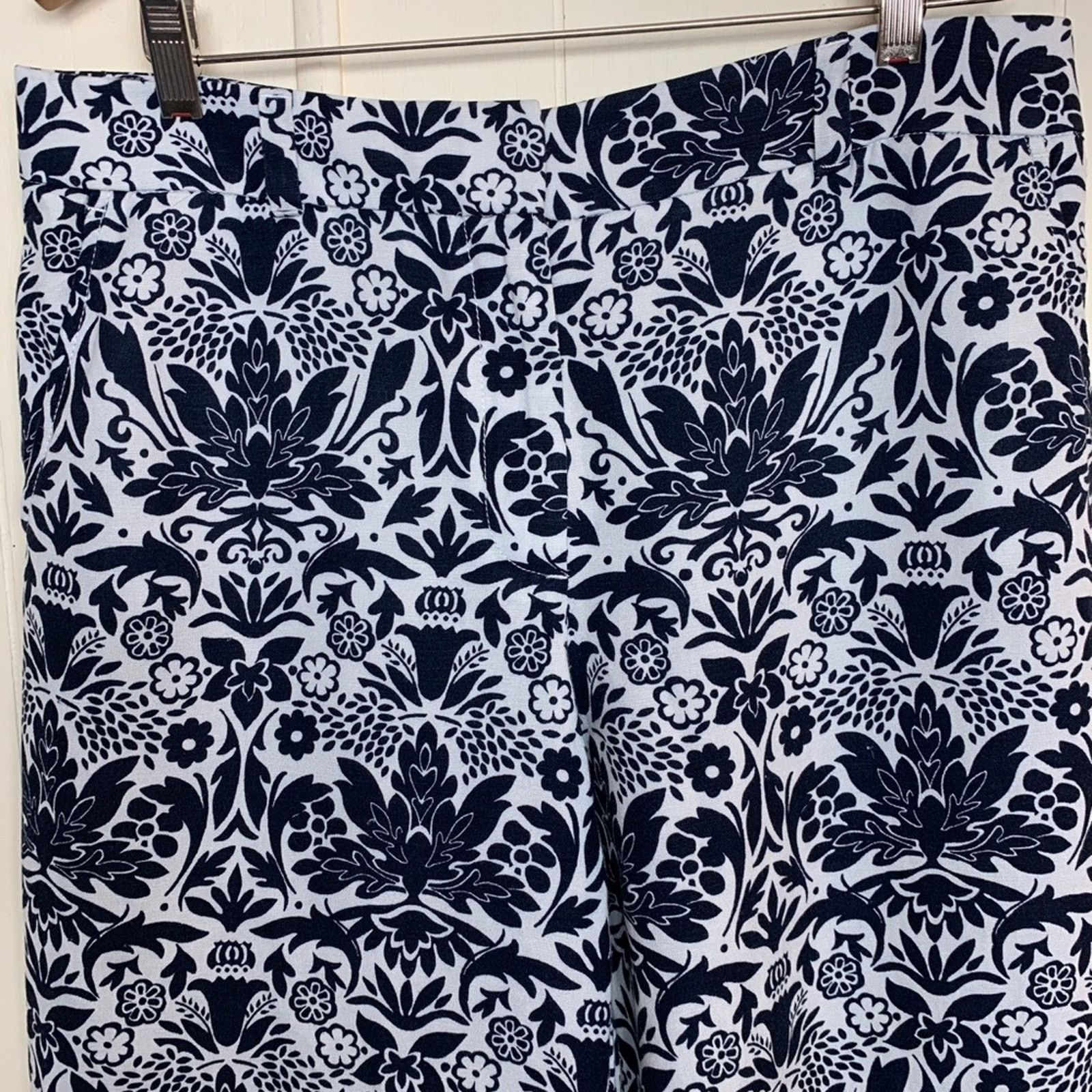 Loft Loft Linen Blend Blue & White Print Pull On Pants Women 6 Size 28" / US 6 / IT 42 - 6 Thumbnail