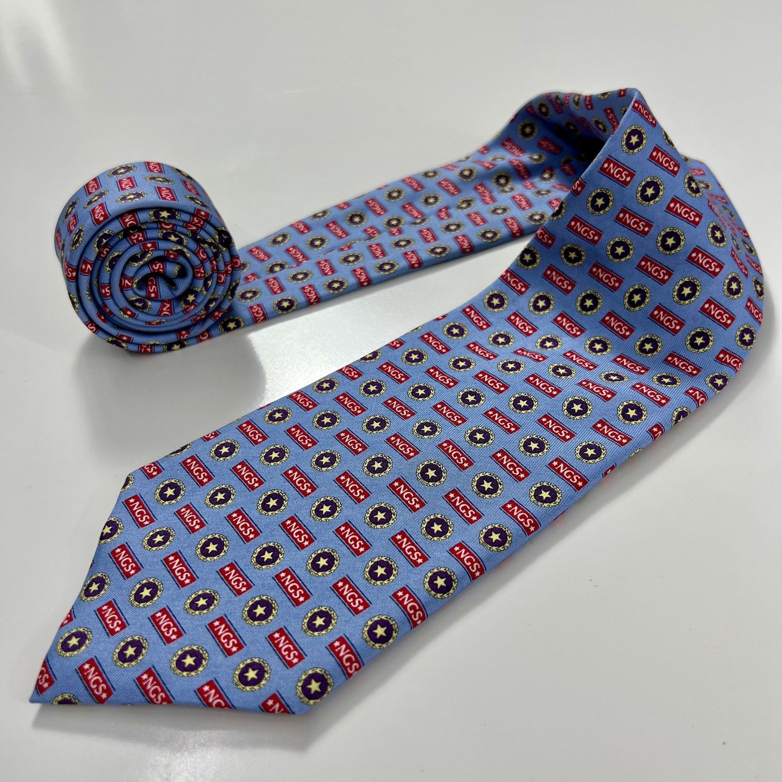 Vineyard Vines Vineyard Vines Men's Tie NGS Blue Red 100% Silk Necktie Size ONE SIZE - 1 Thumbnail