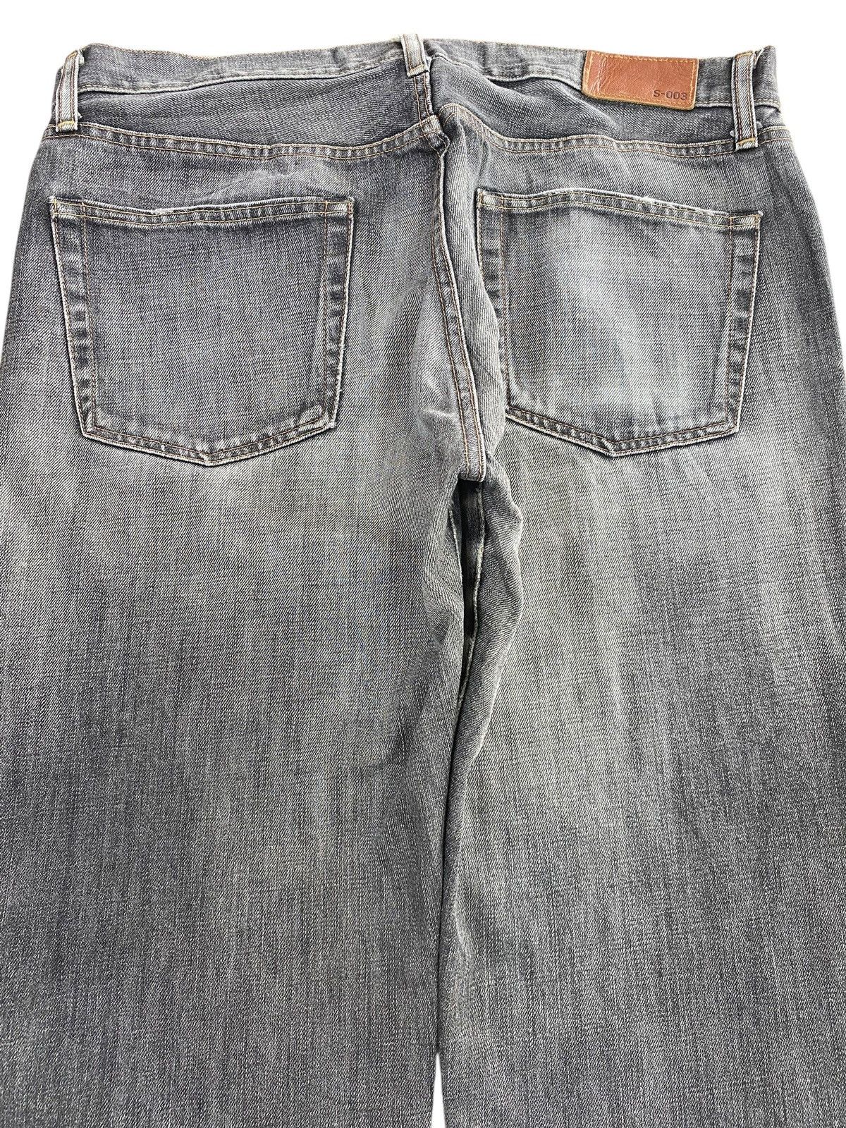 Uniqlo Uniqlo Whiskered Light Wash Fit Straight Leg Jeans Size US 34 / EU 50 - 4 Thumbnail
