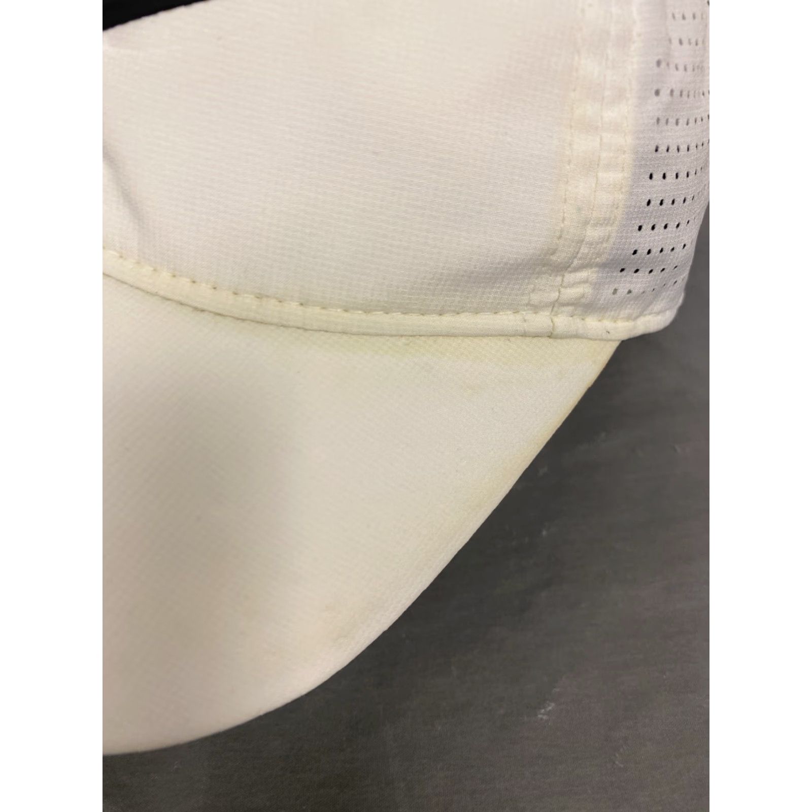 Nike Nike Golf Hat Cap Adjustable Strap Back Adult White Swoosh Logo /687 Size ONE SIZE - 3 Thumbnail