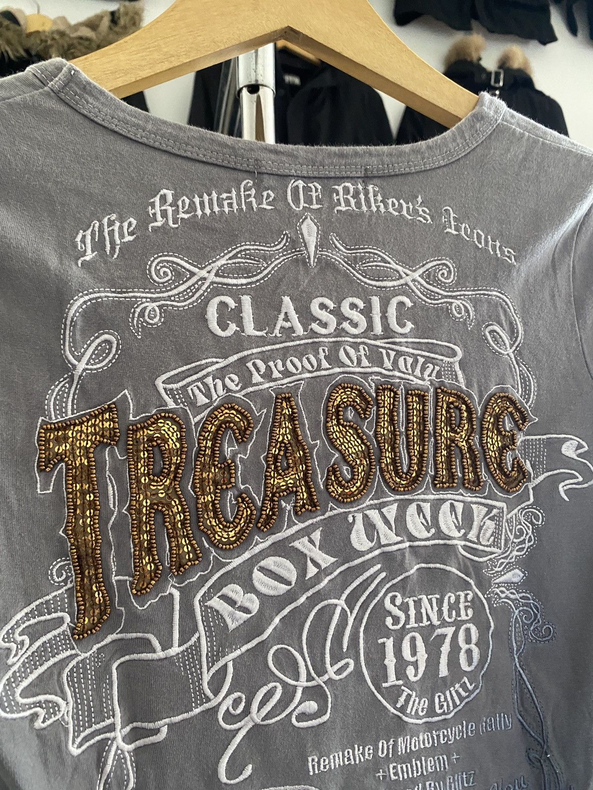 Japanese Brand Japanese Glitz Poem Embroidered LongSleeve Tee Size US M / EU 48-50 / 2 - 16 Thumbnail