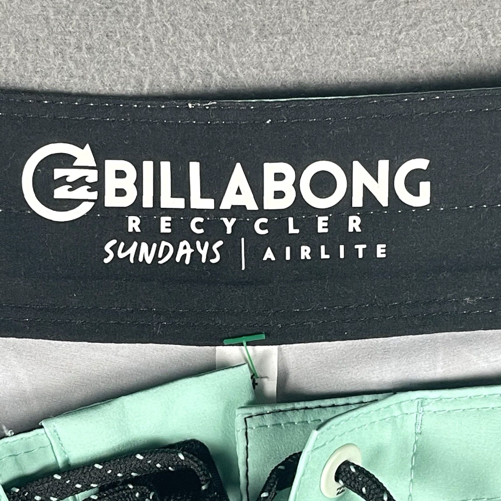 Billabong Billabong Board Shorts Men's 34 Multicolor Geometric 90s Y2K Beach Hawaiian Recycler Sundays Airlites Size US 34 / EU 50 - 3 Thumbnail