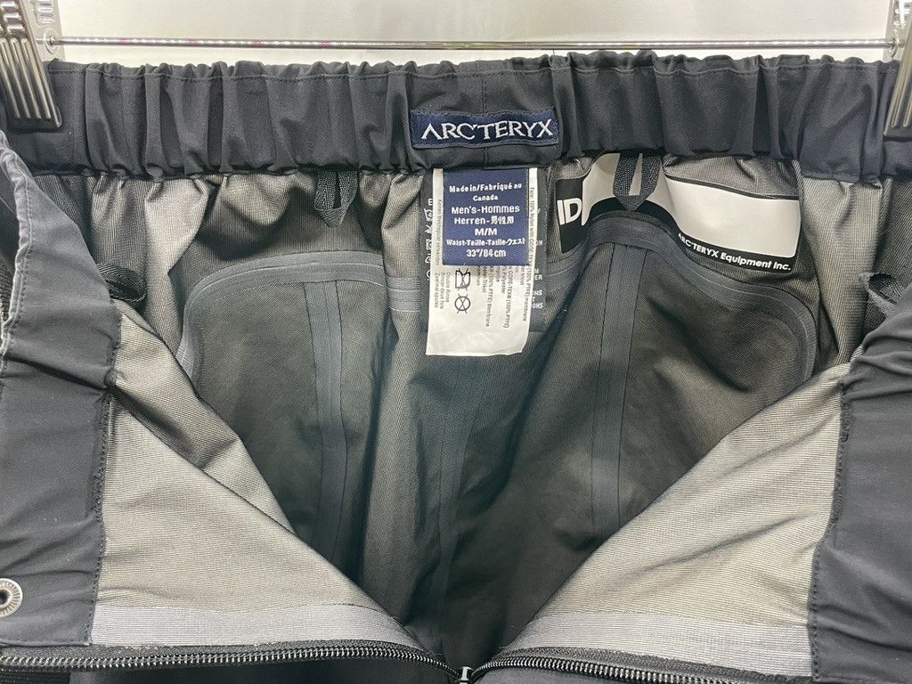 Arc'teryx ARCTERYX LEAF Alpha Gen 1 3162 Black Gore Tex Pants Size US 30 / EU 46 - 22 Thumbnail