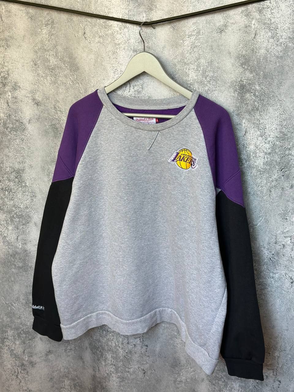 Mitchell & Ness Mitchell & Ness Hardwood La Lakers Colorblock y2k Sweatshirt Size US XXL / EU 58 / 5 - 2 Thumbnail