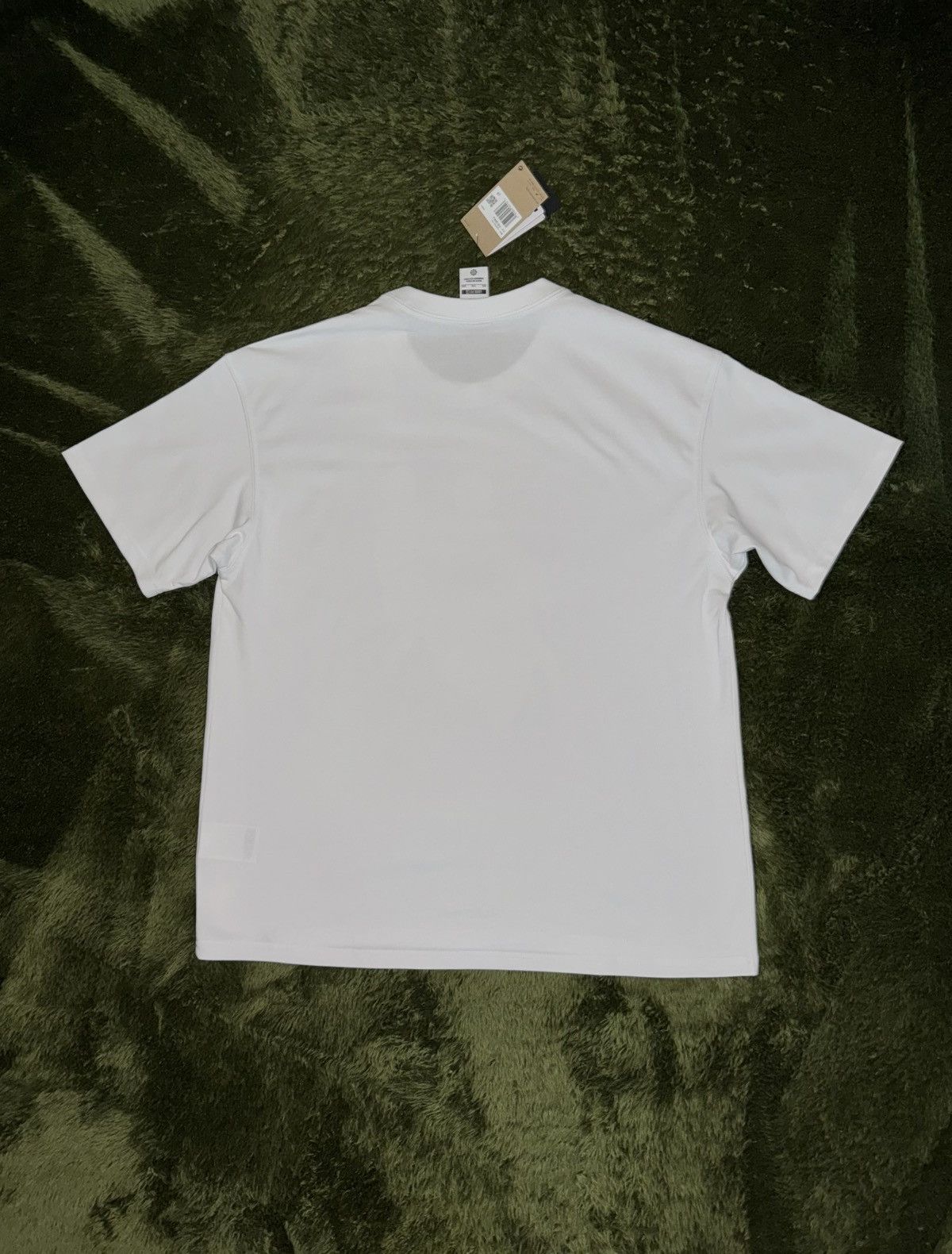 Nike ACG [XXL] Nike ACG Dri-Fit Graphic Printed T-Shirt – White Size US XXL / EU 58 / 5 - 6 Thumbnail