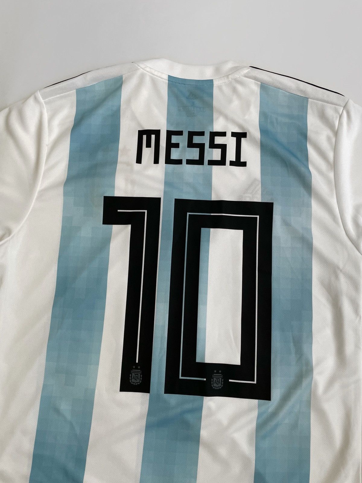 Adidas ARGENTINA ADIDAS 2018 WC FOOTBALL HOME JERSEY #10 MESSI Size US L / EU 52-54 / 3 - 9 Thumbnail