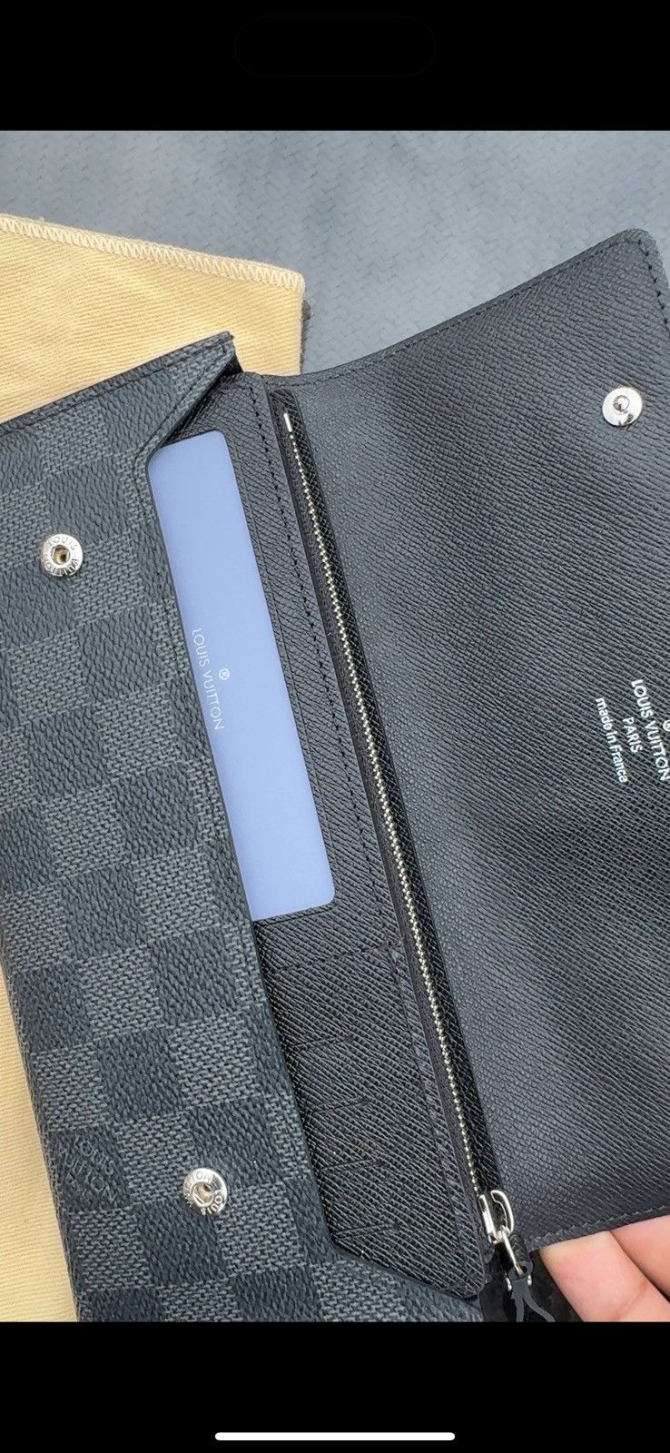 Louis Vuitton LOUIS VUITTON 🔥 BLACK AND GREY MONOGRAM POCKETBOOK (LIMITED) Size ONE SIZE - 3 Thumbnail