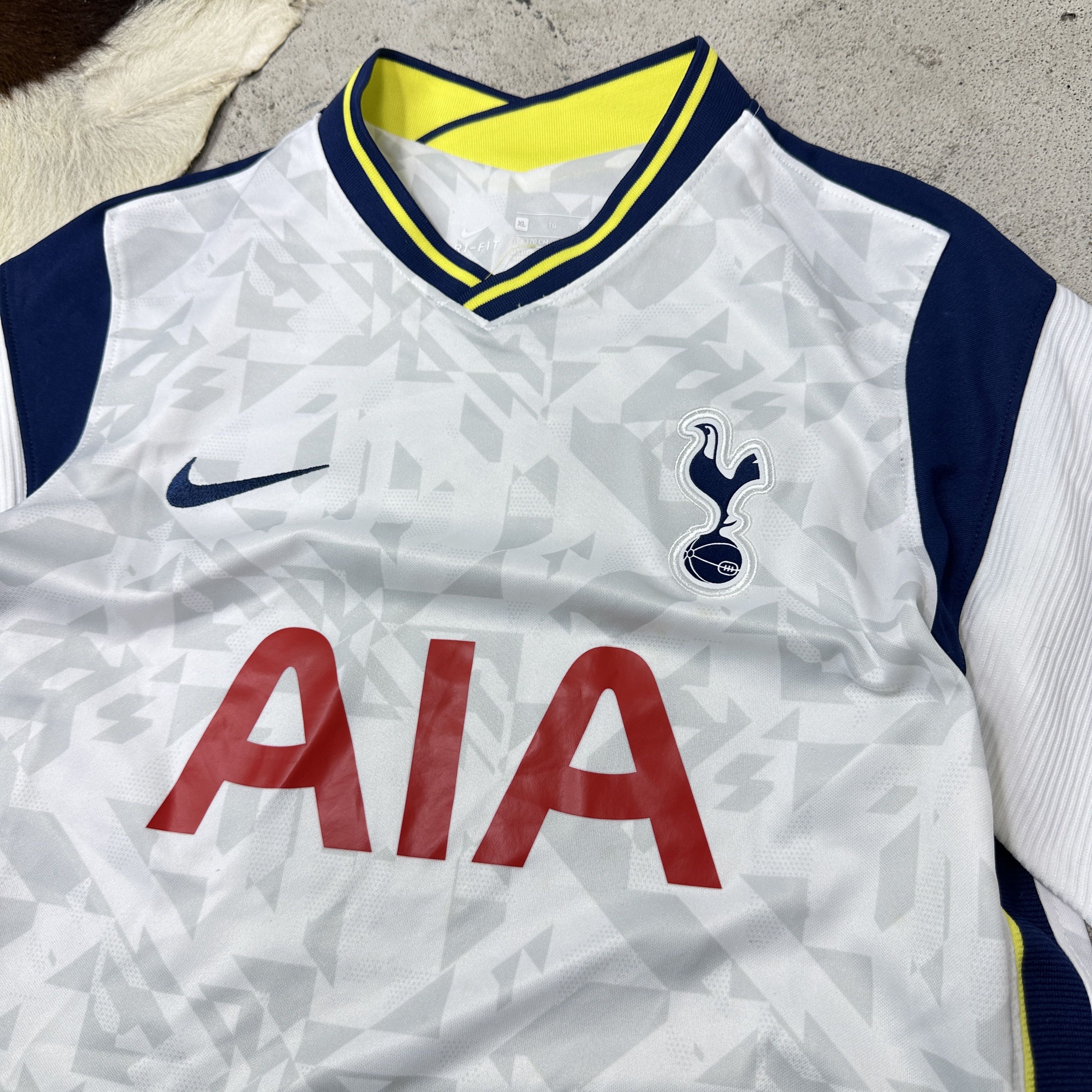 Nike Vintage Sporty Streetwear Nike Tottenham 20/21 Jersey Y2K Size US S / EU 44-46 / 1 - 3 Thumbnail
