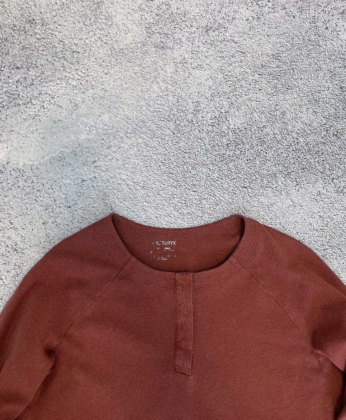 Arc'teryx Arcteryx Women Long Sleeve Sirrus Ls Henley Size S / US 4 / IT 40 - 5 Thumbnail