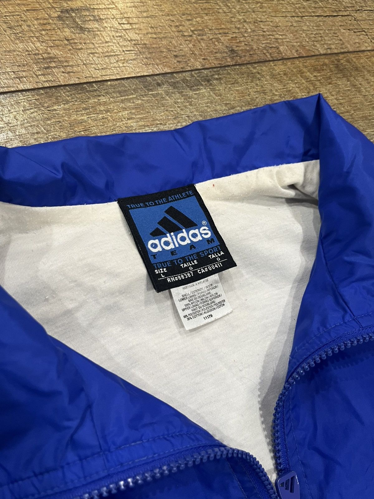 Adidas Vintage 90s Adidas Team Striped Windbreaker Blue Large Size US L / EU 52-54 / 3 - 3 Thumbnail