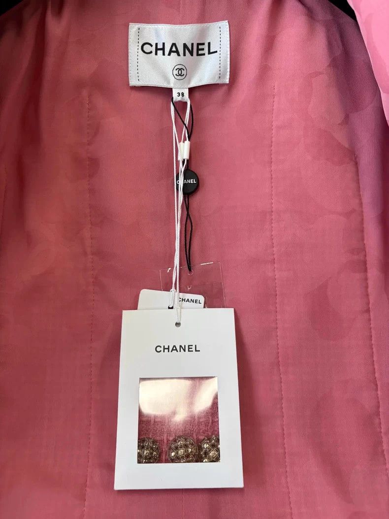 Chanel Chanel 20A pink V-neck four-pocket tassel edge rose gold b Size XS / US 0-2 / IT 36-38 - 6 Thumbnail