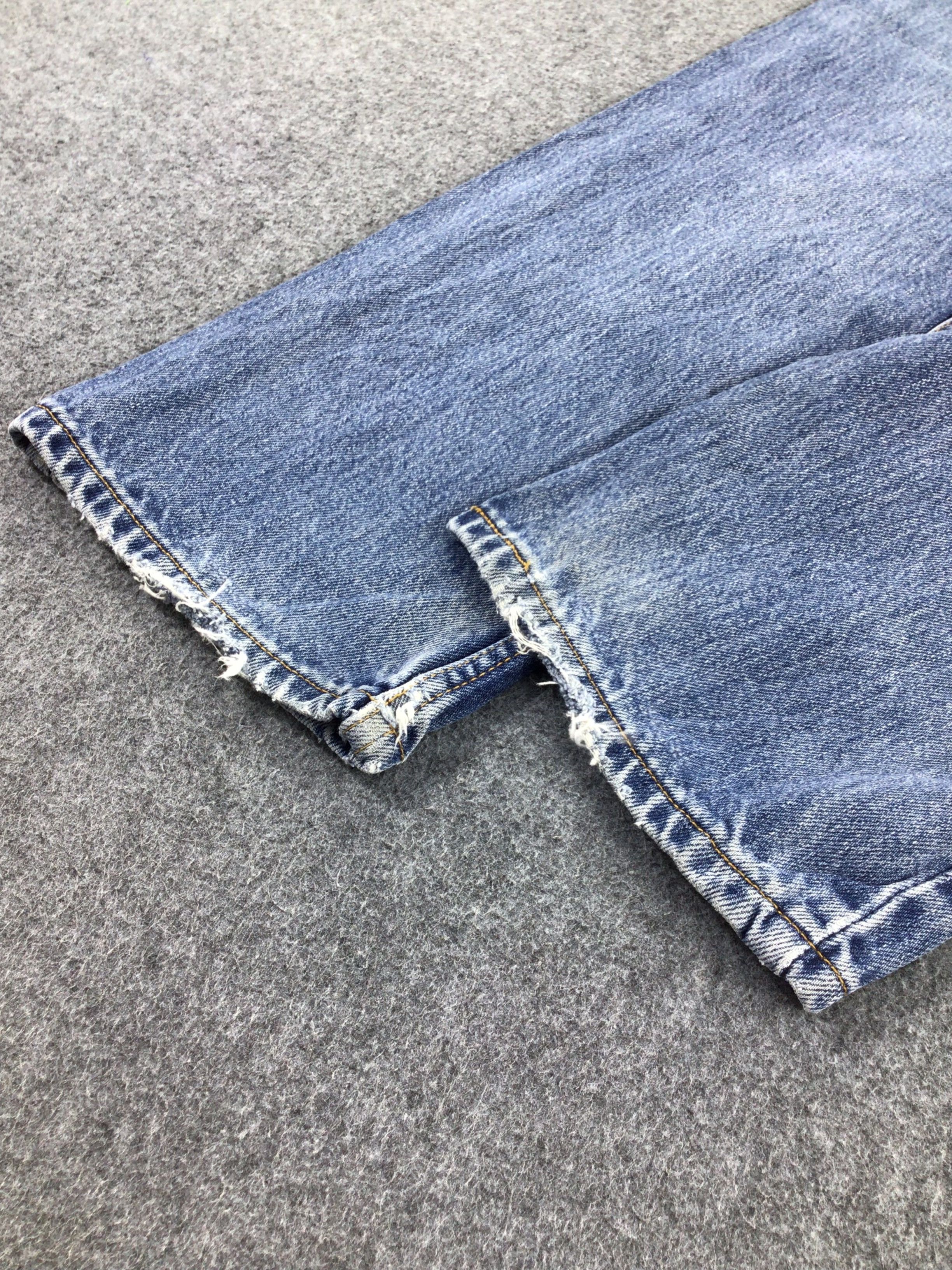 Levi's Vintage Levis 505 Jeans Faded Blue Denim KJ299A Size US 33 - 6 Thumbnail